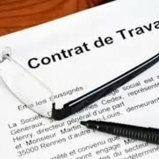 Refus de signature du contrat de travail et requalification en CDI